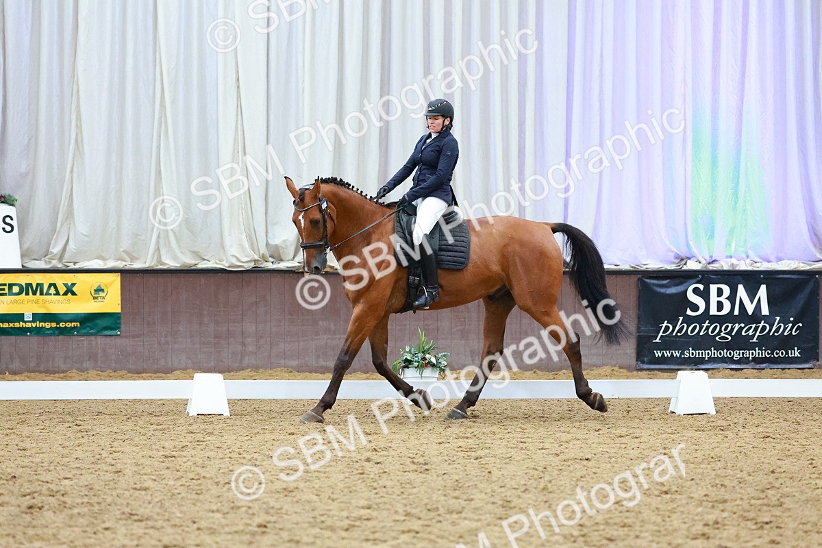 SBM_004126 - Class 12 - E2 Championship - 14.50-15.53