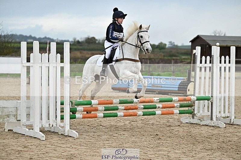 241110-150333-01191 - 70-75cm Arena Eventing