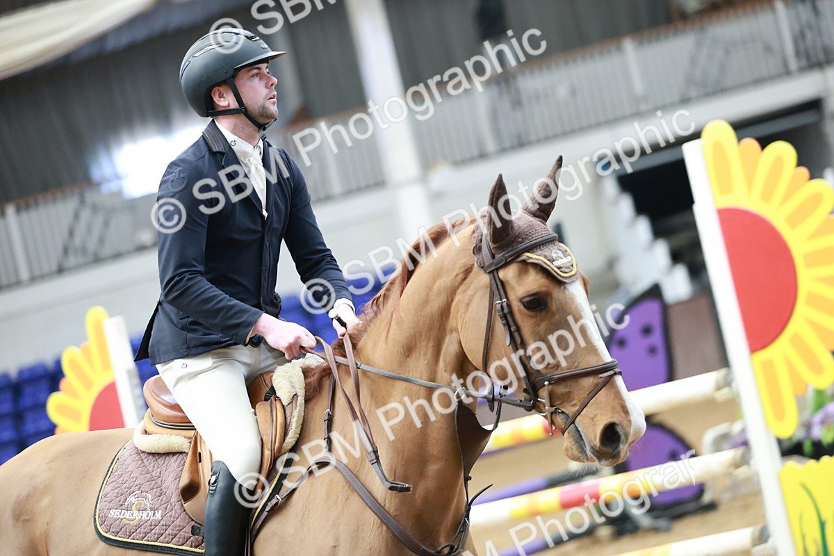 SBM_000560 - Class 4 - Senior Newcomers - 1.10m