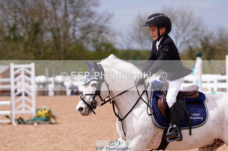 240506A-143650-09557 - Cls 17 Club 60cm