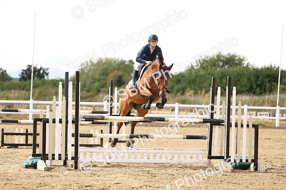 SBM_027048 - Class 13 - Senior Newcomers - 1.10m