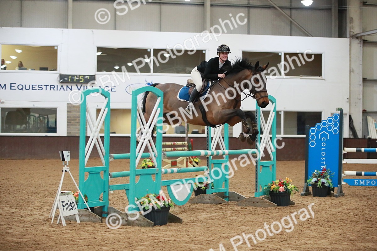 SBM_000968 - Class 4 - Senior Newcomers - 1.10m Open