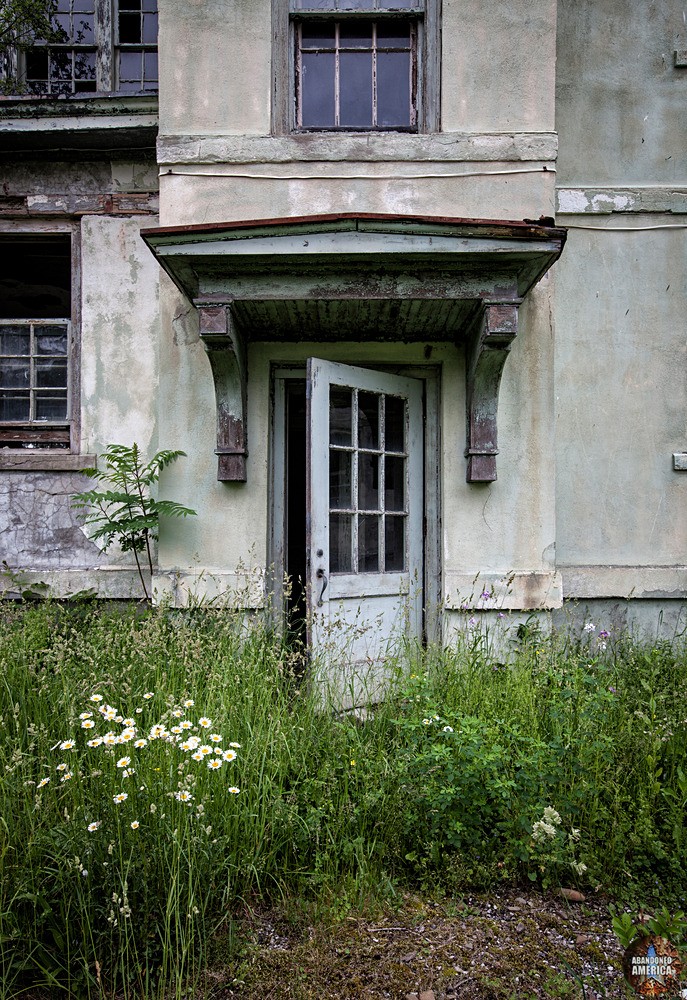  - The Cruikshank Poor House