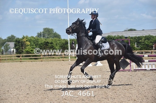 JAC_4661 - CLASS 7 Senior Foxhunter/ 1.20m Open