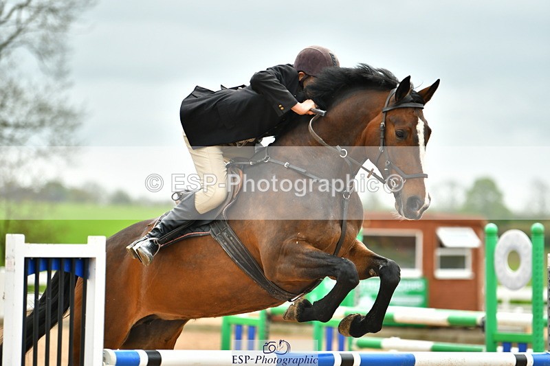 230507A-132552-08126 - Cls 43 1.05m Amateur Quali