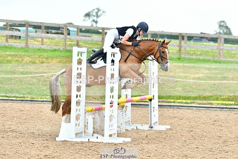 230617B-114917-00211 - SJ 11.30 to 12.30