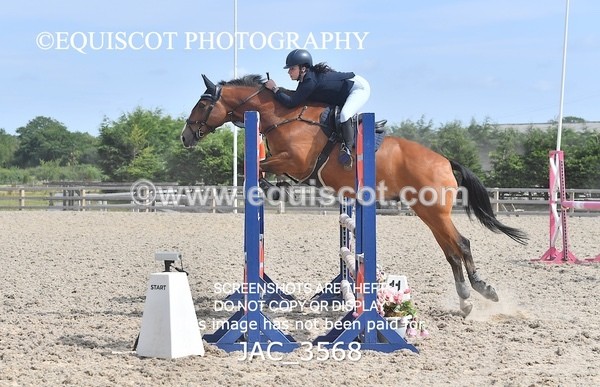 JAC_3568 - CLASS 4 Senior Discovery/ 1m Open