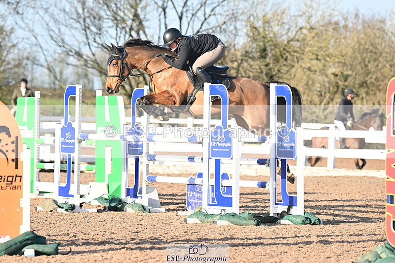 231210A-134345-02668 - Cls 20 Newcomers & 1.10m Open