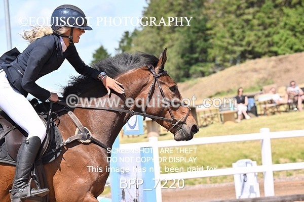 BPP_7220 - CLASS 14 FRI Nupafeeds Senior Dicovery/1m open