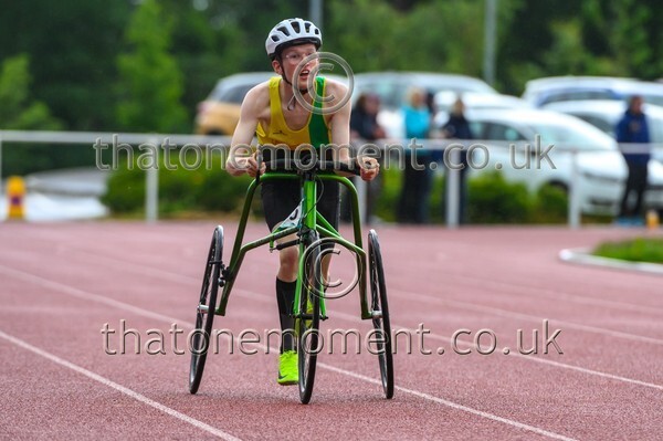 ComMast25-920511 - Track Male Set Two