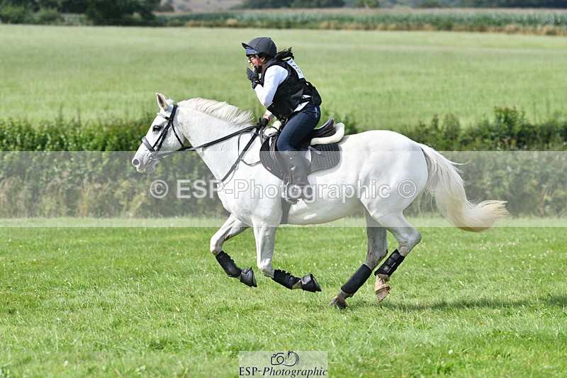 240804-161913-17349 - 668-Sue_Carter-ARDCOLM_LASS