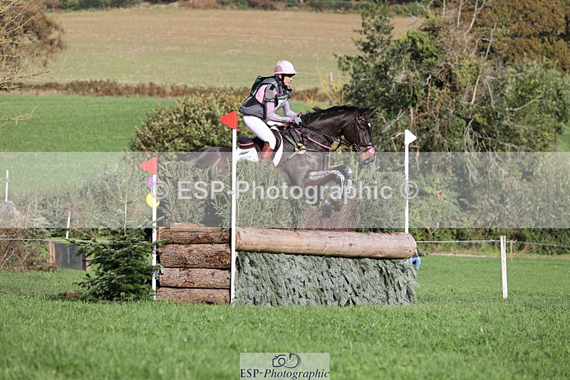 241025-114719-06562 - 056-Claire.Deuten-KILBUNNY.BLUE.BIRD