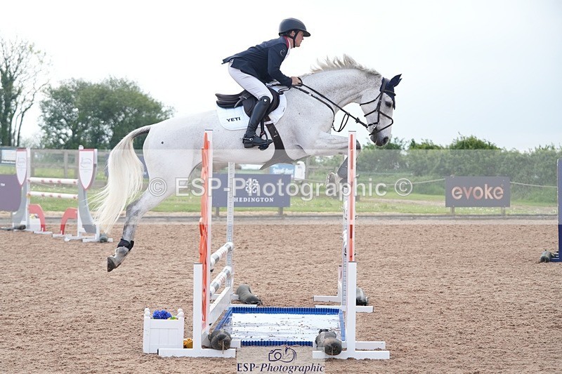 260508-094347-04692 - Cls 12 Snr Foxhunter