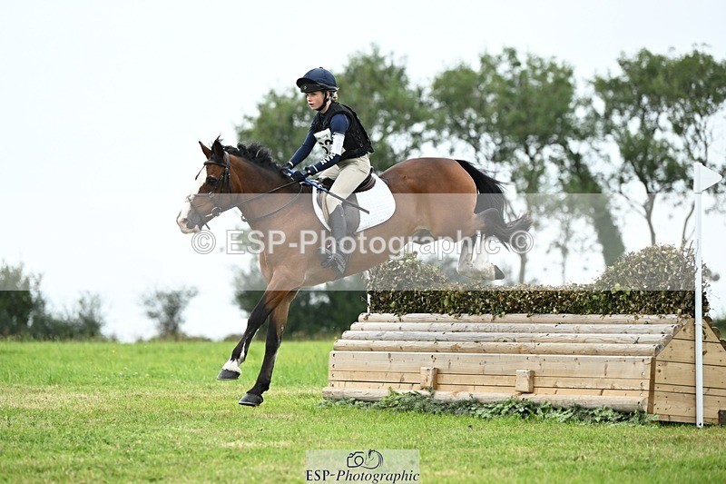 240831A-151832-04828 - 262-CHLOE.FOX-PITT-ROUGH.TERRAIN