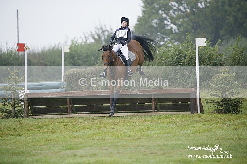 WWHT 171021 0148 - Novice Restricted (0.80m)  17/10/21