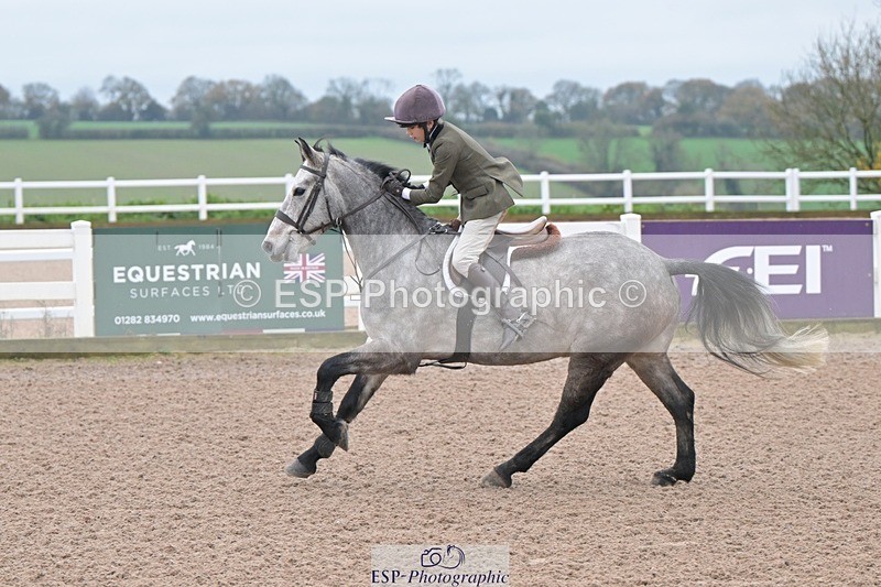 251116-095748-01077 - Cls 2 Pony Intro 70cm