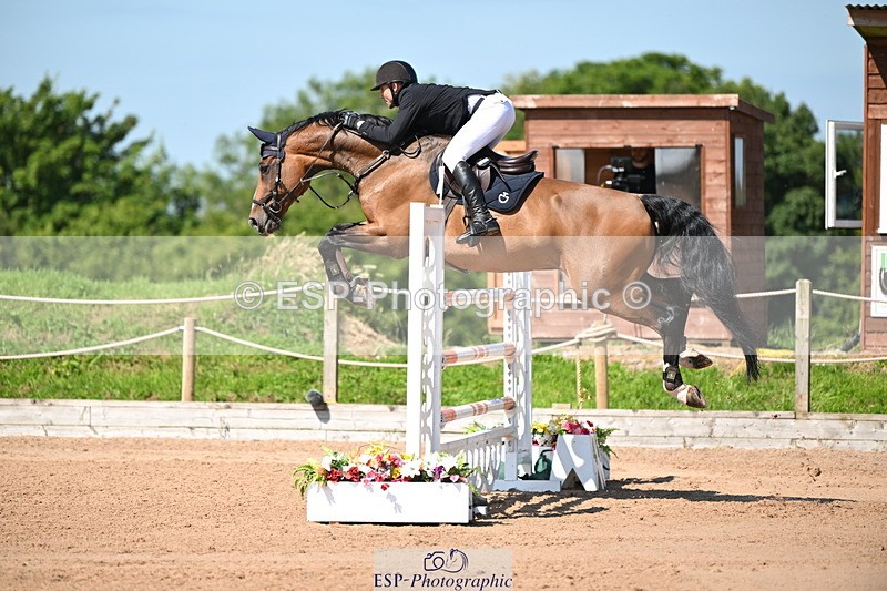 240718A-105720-04690 - Cls 1, 3 Star Small Tour 1.35m