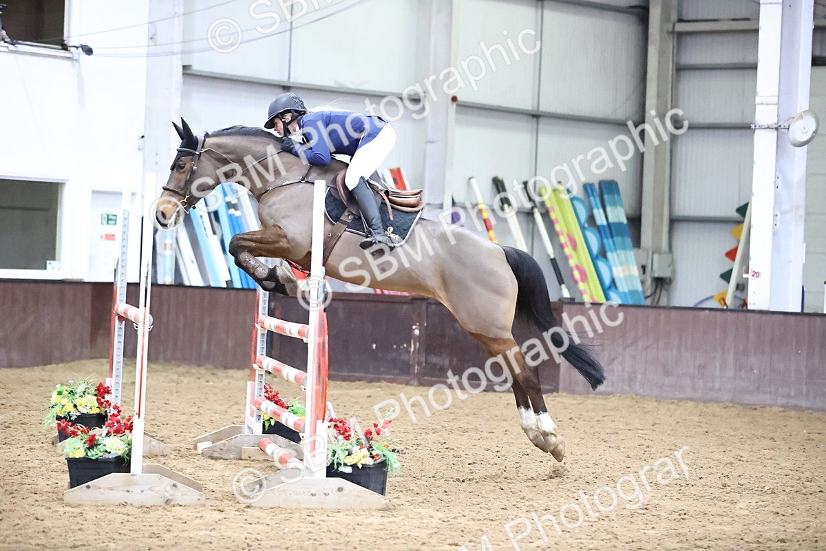 SBM_005472 - Class 17 - Senior Newcomers 1.10m