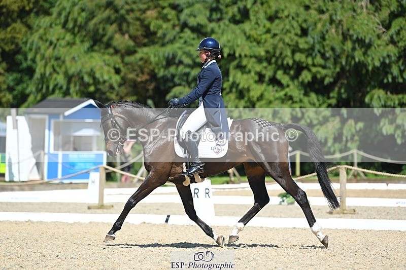 230526-144827-07016 - 485-OPPOSITION_HERALDIK_GIRL-Kirsty_Chabert-DR