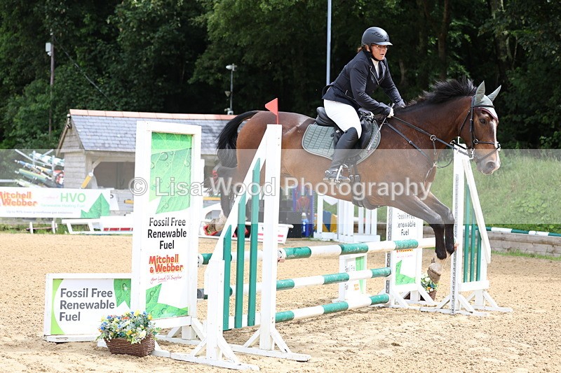 3E7A5911 - Class 4: Senior British Novice/90cm open