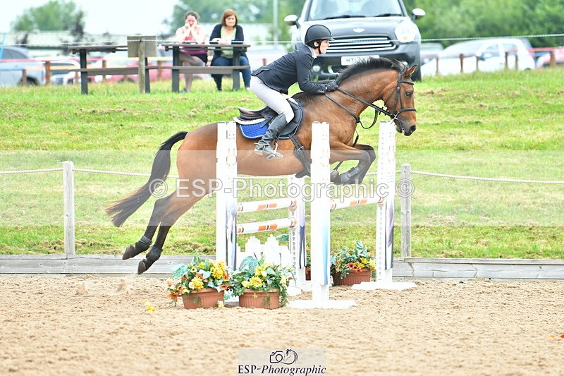 230610A-105004-02780 - Cls 14 Snr 1.05m & 1.10m Open