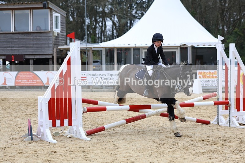 3E7A7971 - Class 10: Junior 60cm