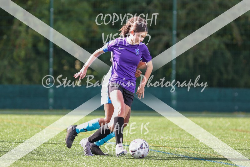 1DX30139 - 2025-09-13 FC Abbey Meads U17 Girls Purple V Cumnors U17 Girls