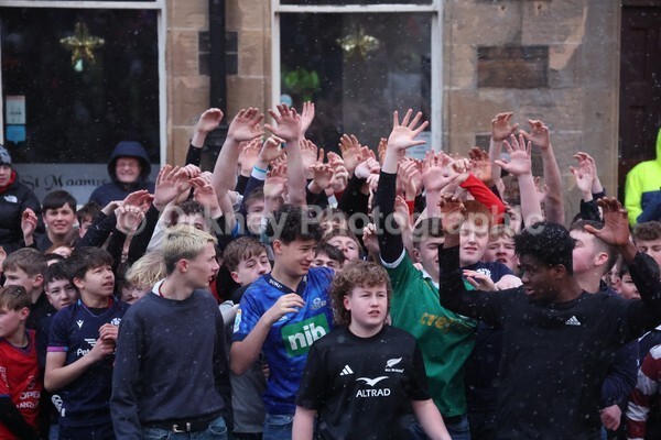 DAD11697 - New Years Boys Ba'