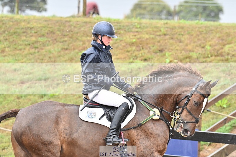 250827B-104935-00160 - Clear Round & Cls 1 Brit Nov 90cm