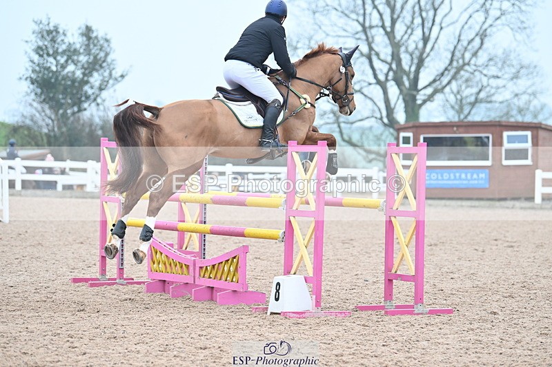 240113A-130847-02121 - Cls 12 Newcomers and 1.10m Open