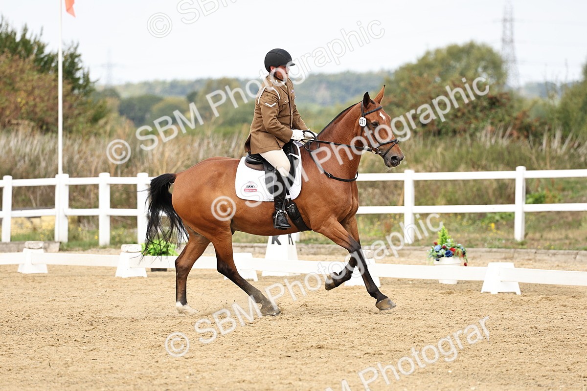 SBM_013060 - Class 3 - Novice 4 - 11.43-12.25