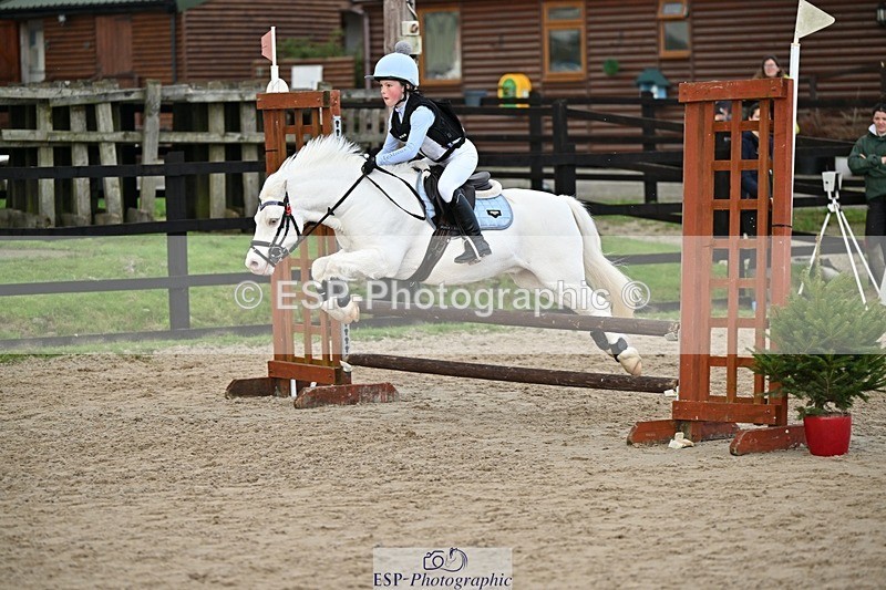 241110-133549-00886 - 60-65cm Arena Eventing