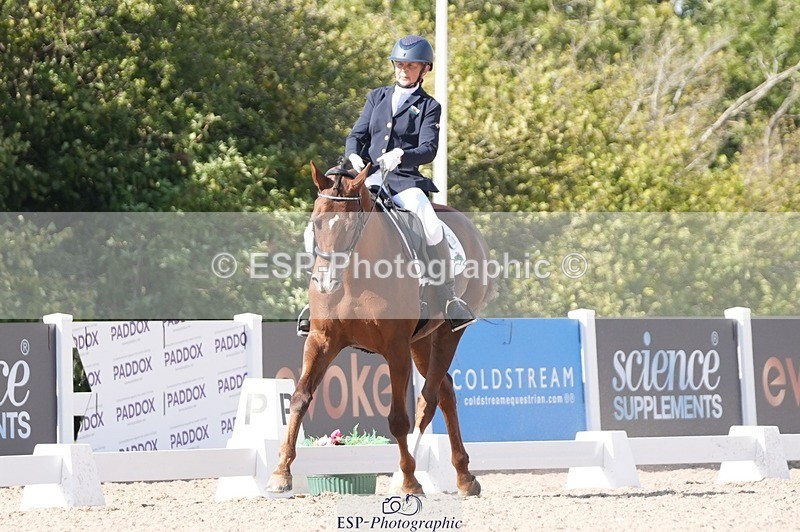 250906-150949-04675 - 108-Susan.JonesWoodlander.Summer.Breeze