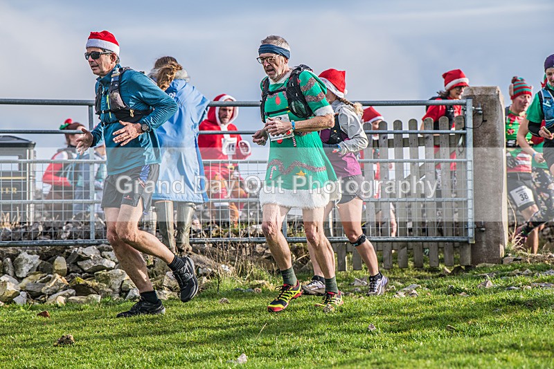 Litton-204 - Litton Christmas Cracker Fell Race (Limestone Series) Sunday 14th December 2025
