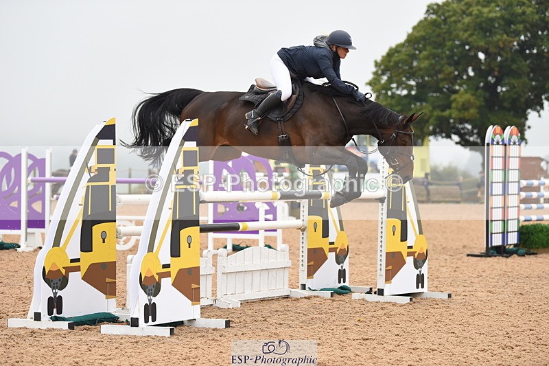 230916A-104722-03911 - Cls 14 Snr Foxhunter