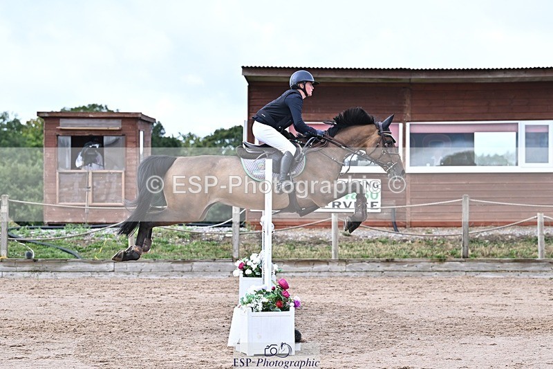 250731-105907-00481 - Cls 02 Snr Fox 1st Rnd