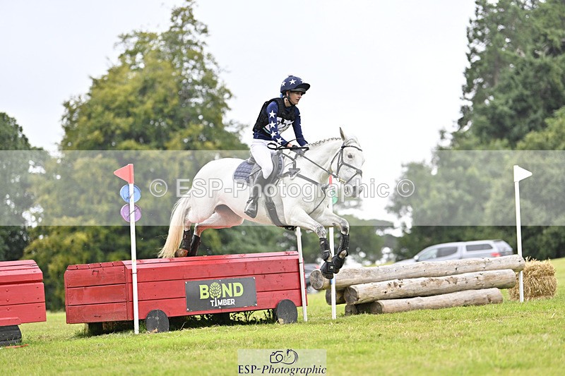 240825X-164257-37587 - 80cm XC 16.30 to 17.30