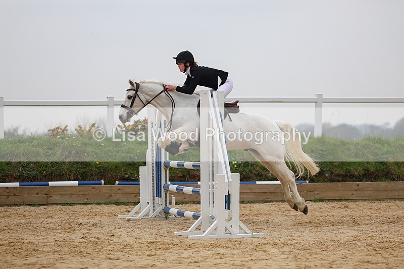 3E7A8526 - Class 14: Pony Discovery/90cm open