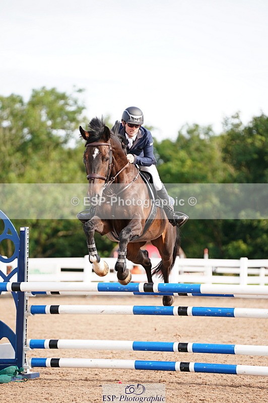 240804A-092708-09861 - Cls 48 Snr Discovery and 1m Open