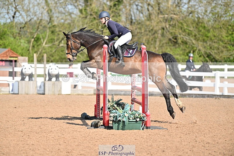 240509A-095752-00303 - Cls 1 British Novice and 90cm Open