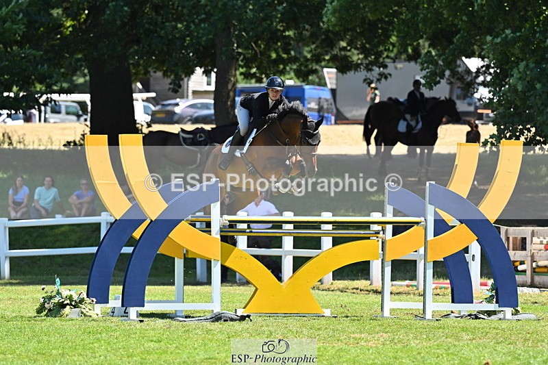 260704A-144402-15541 - Cls 33 Snr Fox Second Round