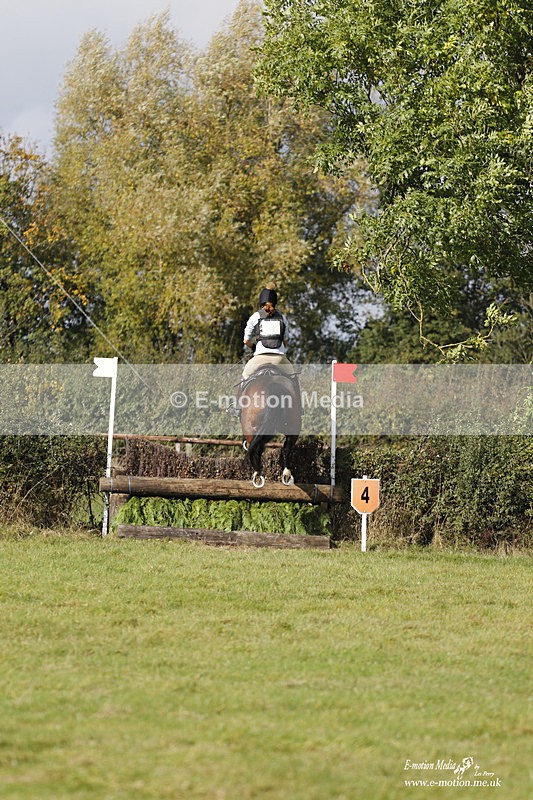  WWHT 171021 3162 - Intermediate (0.90m)  17/10/21