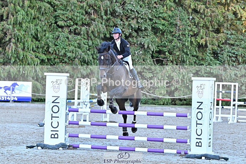 250829A-192044-03742 - Cls 12 1.05m Amateur Quali and Open