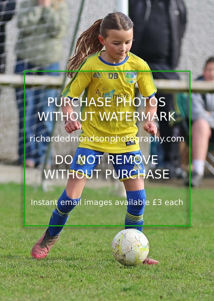 533A3377 - Kendal United Girls Under 10's vs Lune Valley Lightning Under 10's