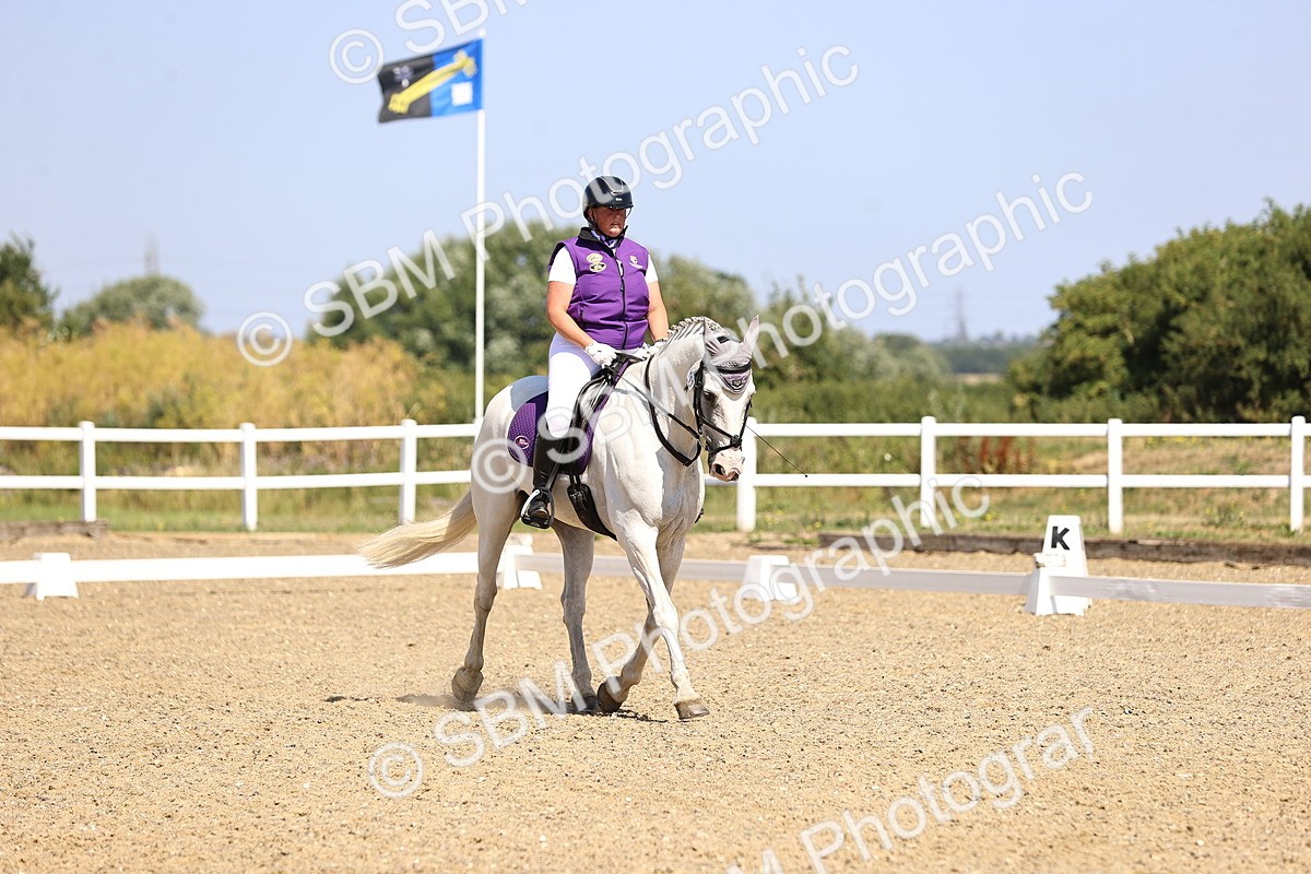 SBM_009359 - Novice 5 - 9.50-10.53