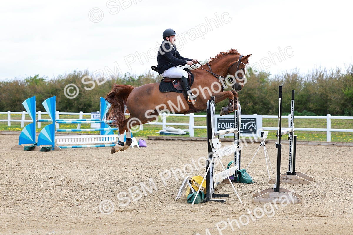 SBM_002612 - Class 11 - Senior Foxhunter - 1.20m