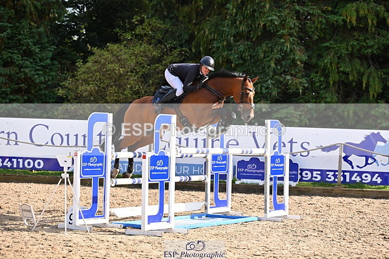 250817A-171547-05182 - Cls 24 Snr Foxhunter