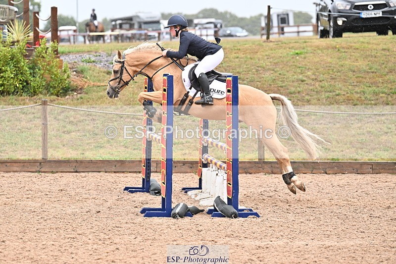 250827B-105225-00175 - Clear Round & Cls 1 Brit Nov 90cm