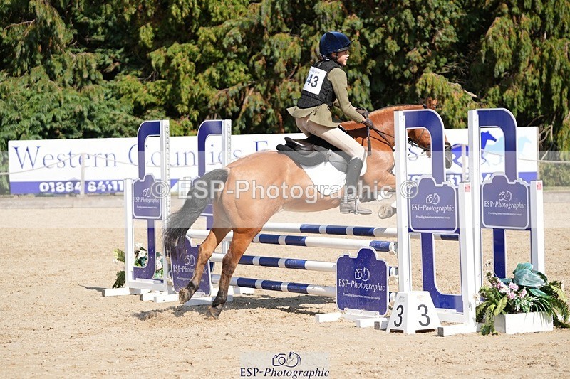 250822A-152408-23711 - WC Round 2 15.00 to 16.00