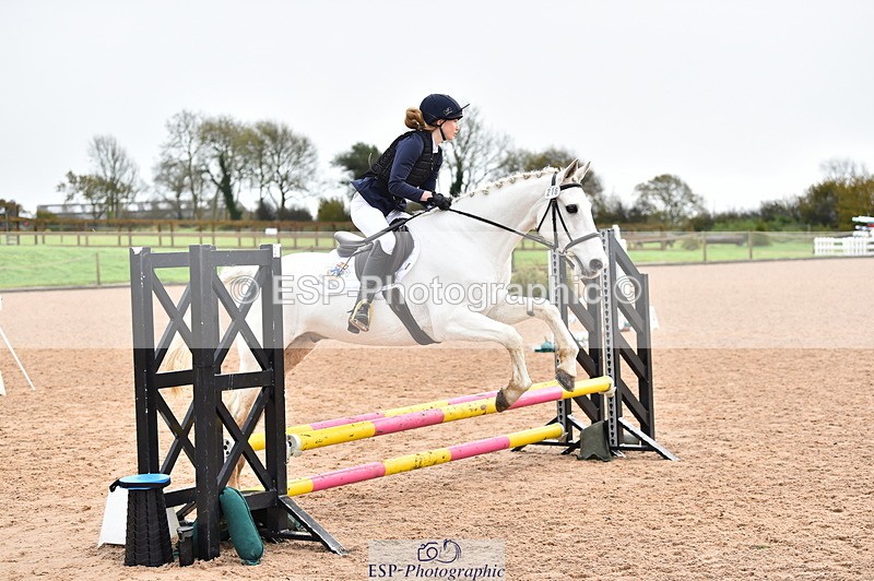 231118A-102402-01055 - Cls 18+19 Club and Schools 70cm